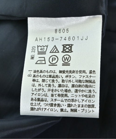 UNTITLED Knee length skirts