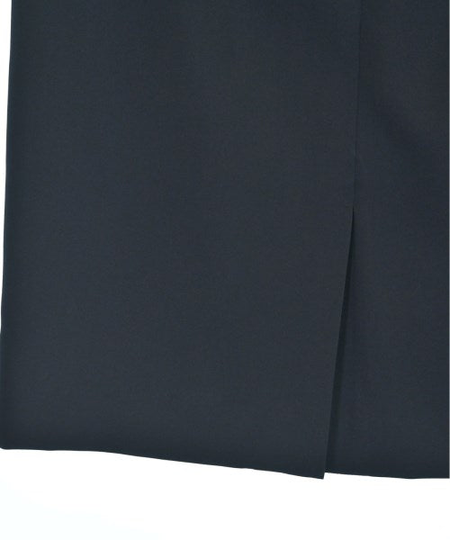 UNTITLED Knee length skirts