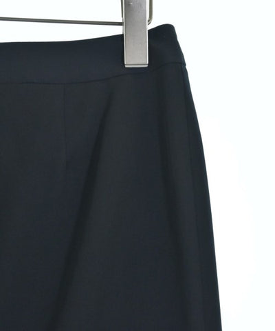 UNTITLED Knee length skirts