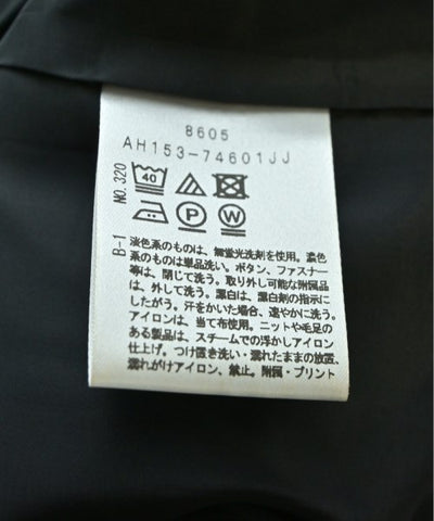 UNTITLED Knee length skirts