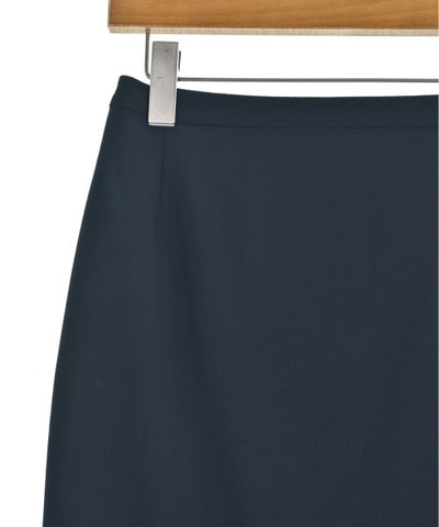 UNTITLED Knee length skirts