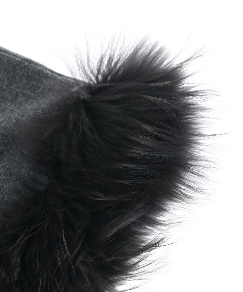 I C B Winter scarves