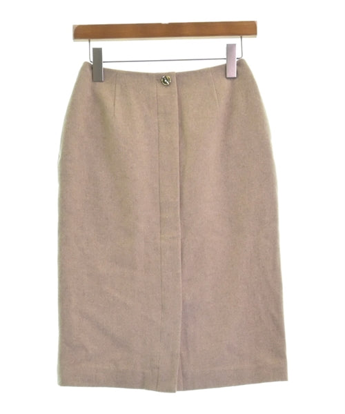 NATURAL BEAUTY BASIC Knee length skirts