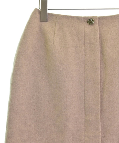 NATURAL BEAUTY BASIC Knee length skirts