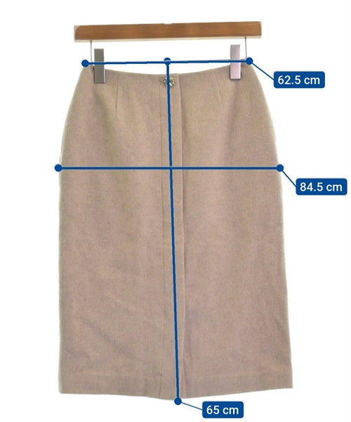 NATURAL BEAUTY BASIC Knee length skirts