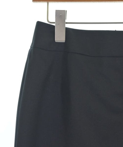 NATURAL BEAUTY BASIC Knee length skirts