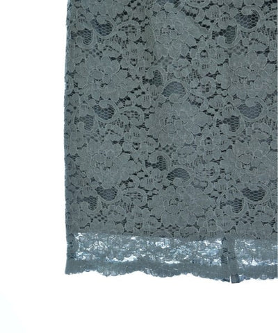 PROPORTION BODY DRESSING Knee length skirts