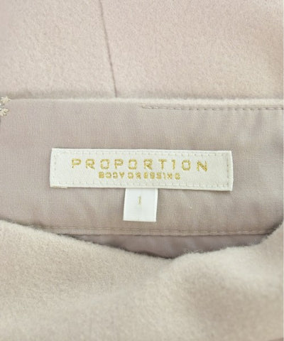 PROPORTION BODY DRESSING Knee length skirts