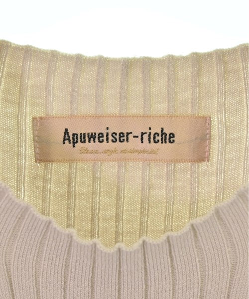 Apuweiser-riche Twinsets