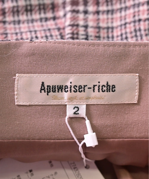 Apuweiser-riche Knee length skirts