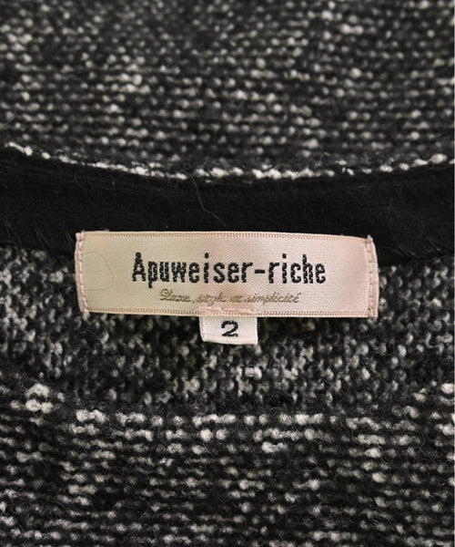 Apuweiser-riche Dresses