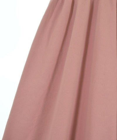 Apuweiser-Riche Dresses