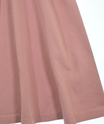 Apuweiser-Riche Dresses