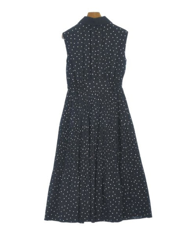 Apuweiser-Riche Dresses