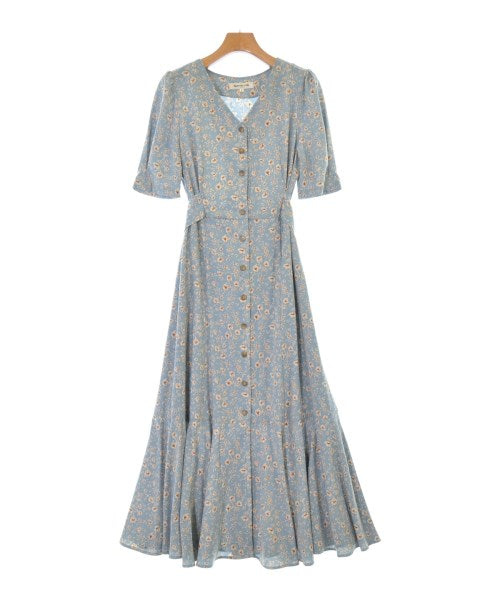 Apuweiser-Riche Dresses