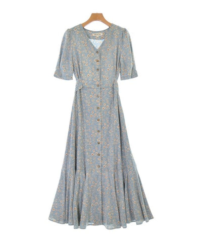 Apuweiser-Riche Dresses