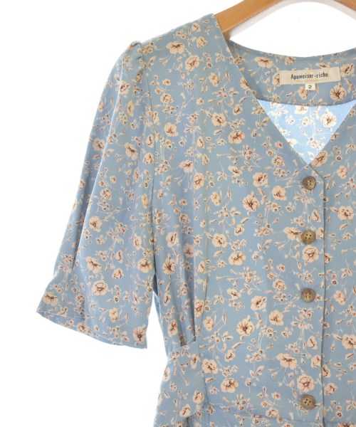 Apuweiser-Riche Dresses