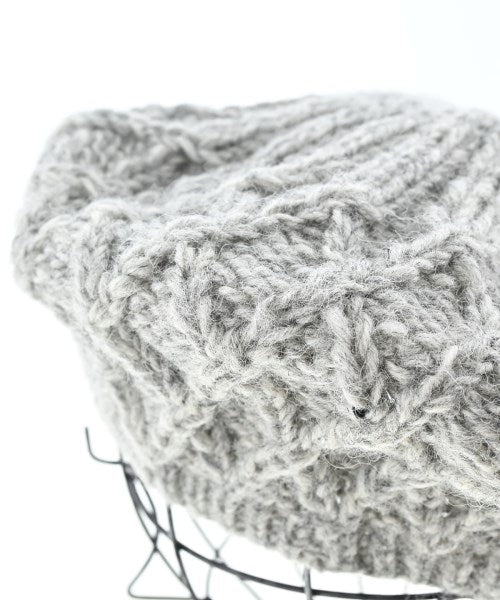 Other Brand Knitted caps/Beanie