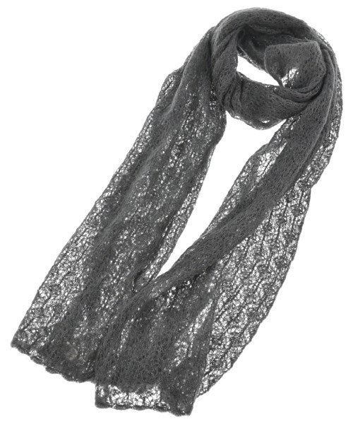 KATHARINE HAMNETT Winter scarves