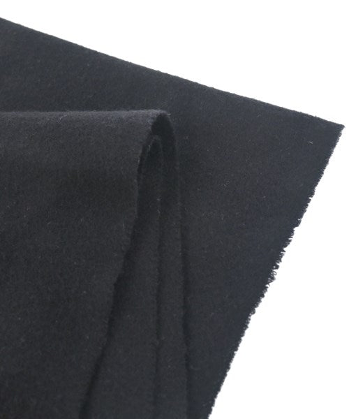 KATHARINE HAMNETT Winter scarves