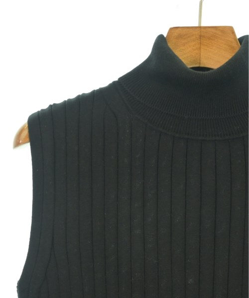 Deuxieme Classe Vests