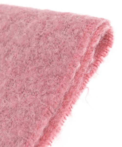 Jewel Changes Winter scarves