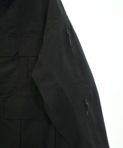 White Mountaineering Mountain parka