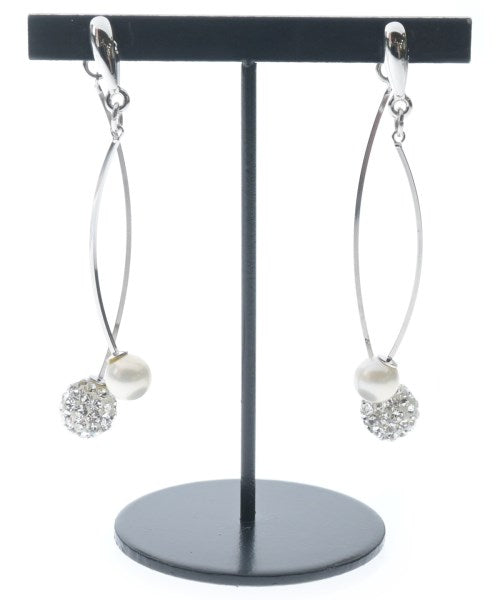 Plus Vendome Pierces