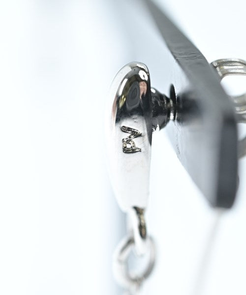 Plus Vendome Pierces