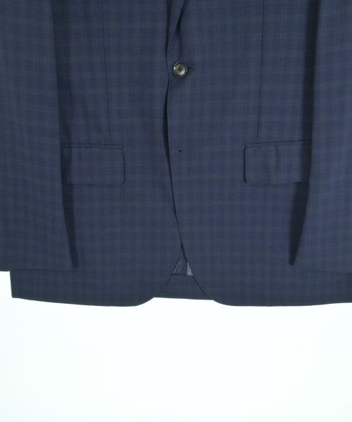 green label relaxing Business suits