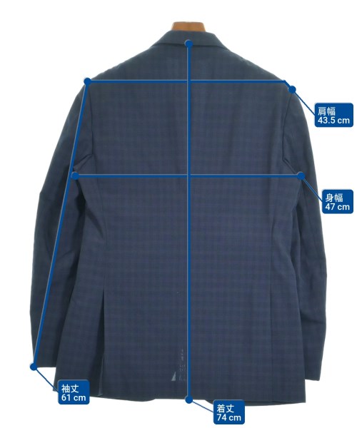 green label relaxing Business suits