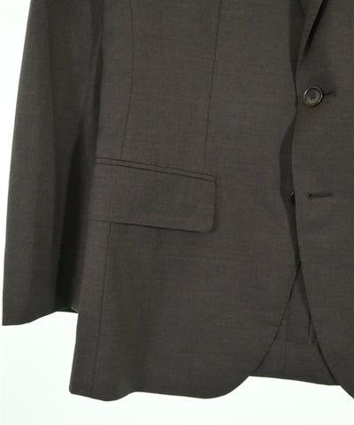 Green Label Relaxing Business suits