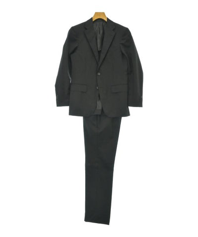 Green Label Relaxing Business suits