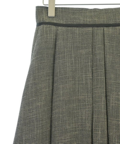 Tiara Long/Maxi length skirts