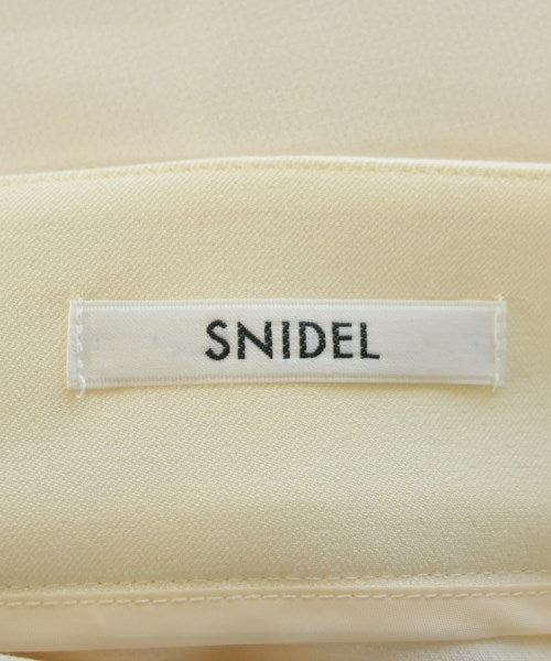 SNIDEL Knee length skirts