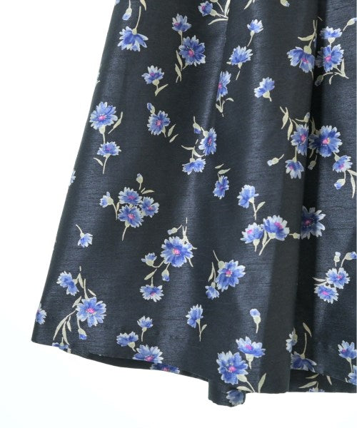 31 Sons de mode Knee length skirts