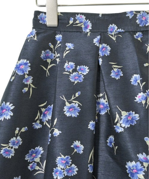 31 Sons de mode Knee length skirts