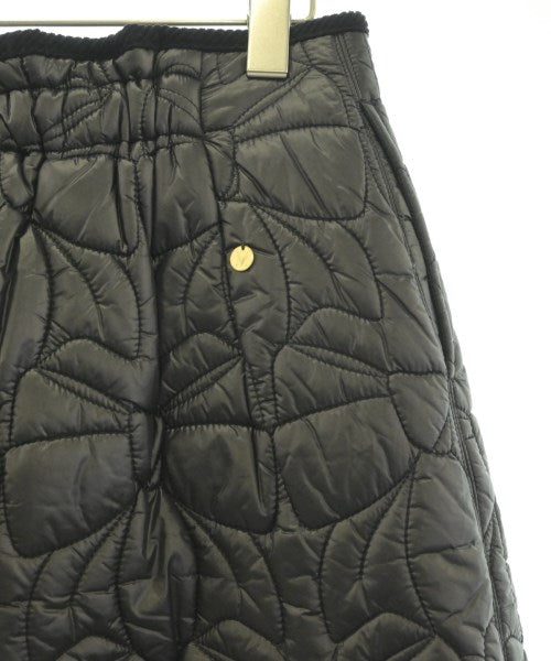 MUVEIL Knee length skirts