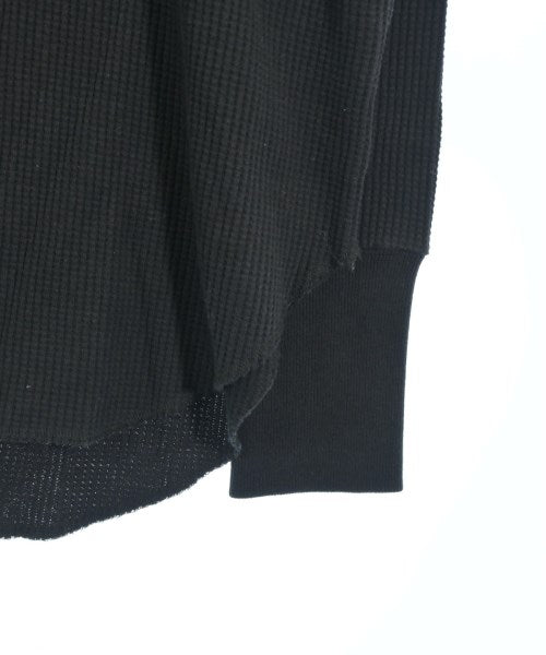 FREE'S MART Tee Shirts/Tops