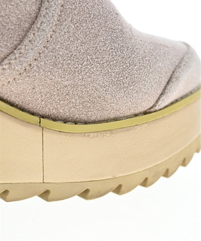 mercibeaucoup, Boots