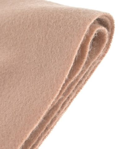 BARNEYS NEWYORK Winter scarves