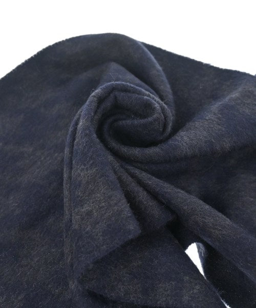 BARNEYS NEWYORK Winter scarves