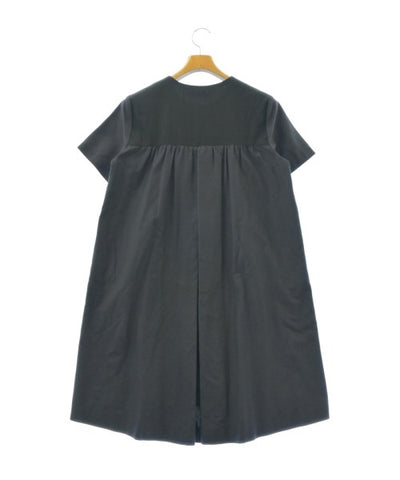 petite robe noire Shirtdresses