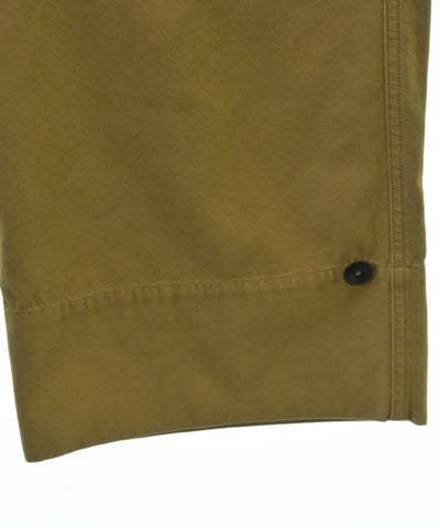 MHL. Chinos