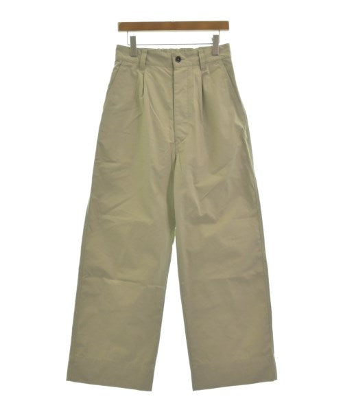 MHL. Chinos