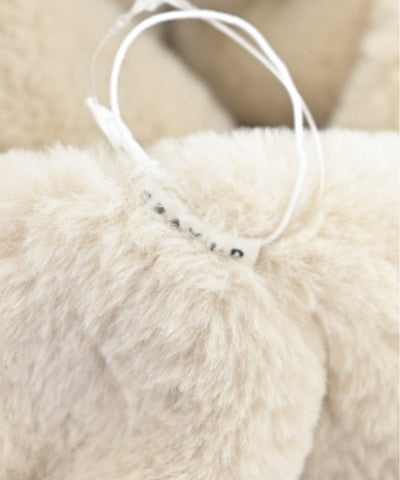 FRAY I.D Winter scarves