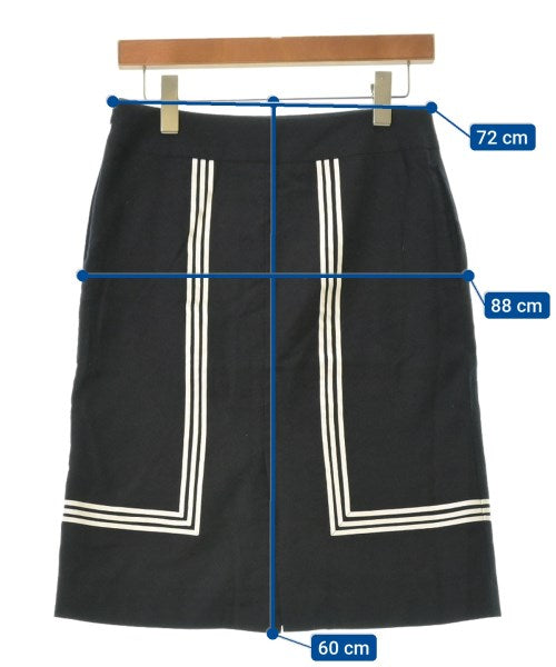 HYKE Knee length skirts