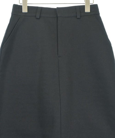 HYKE Knee length skirts