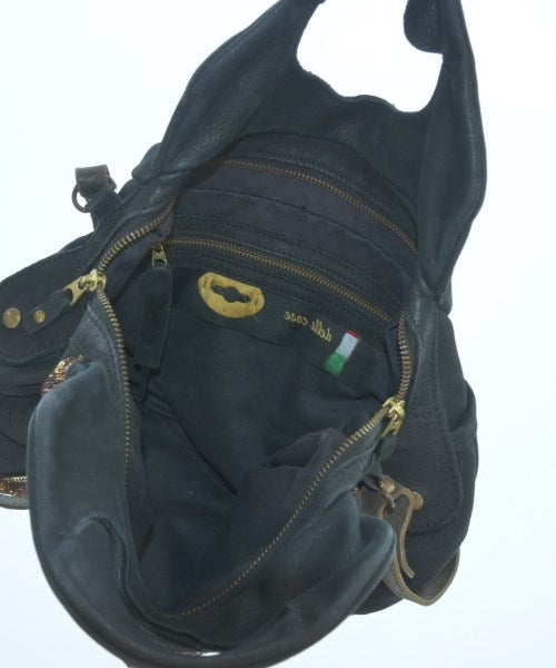 Delle Cose Shoulder bags