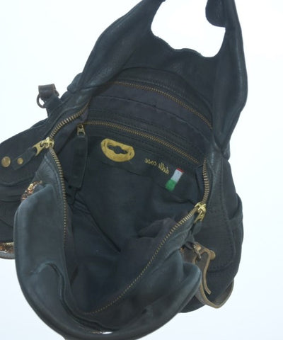 Delle Cose Shoulder bags